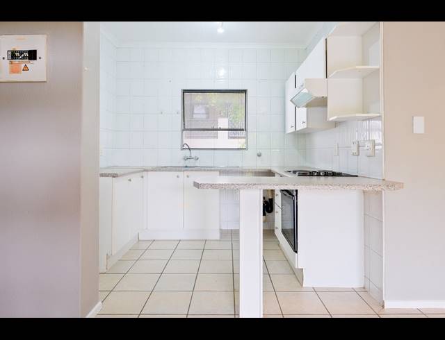2 BEDROOM APARTMENT RENTED IN MORNINGSIDE